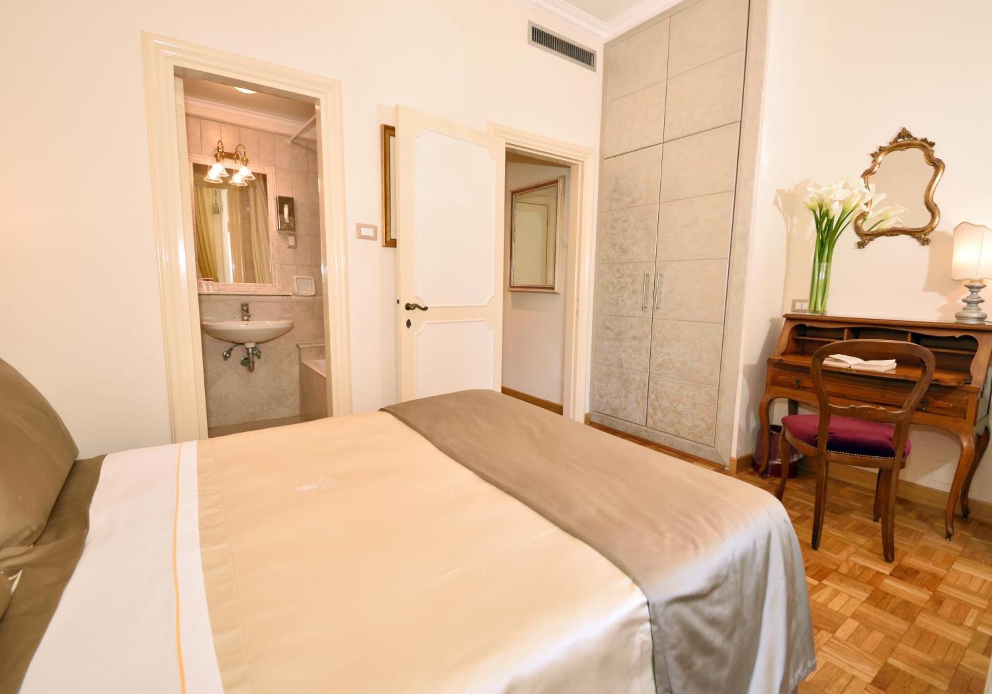 Forum Hotel 4*